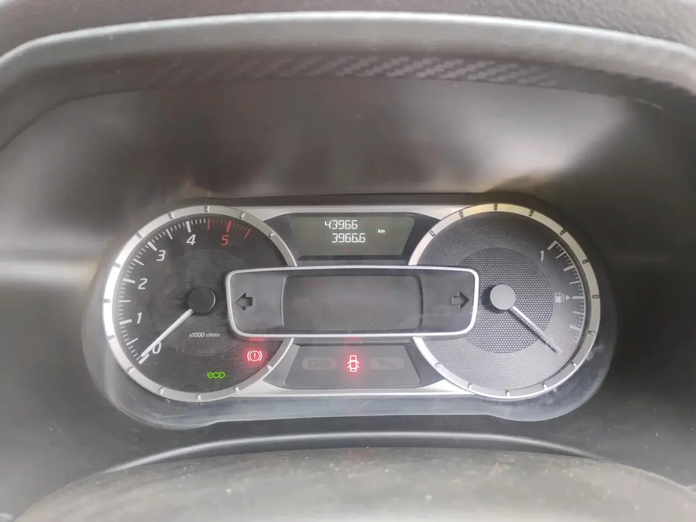 2019 Nissan Kicks XV PREMIUM O DUAL TONE DIESEL, Diesel, Manual, 43,966 km, interior