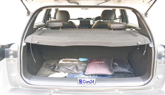 2022 Nissan MAGNITE XL, Petrol, Manual, 4,559 km, exterior