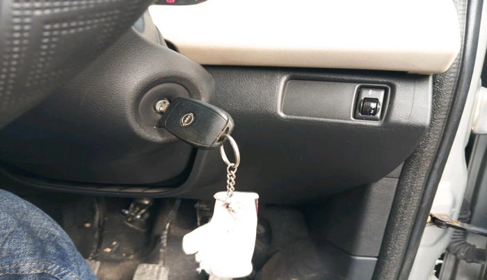 2022 Nissan MAGNITE XL, Petrol, Manual, 4,559 km, interior