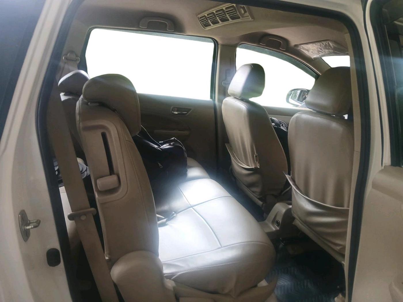 2017 Maruti Ertiga VXI CNG, CNG, Manual, 82,919 km, interior