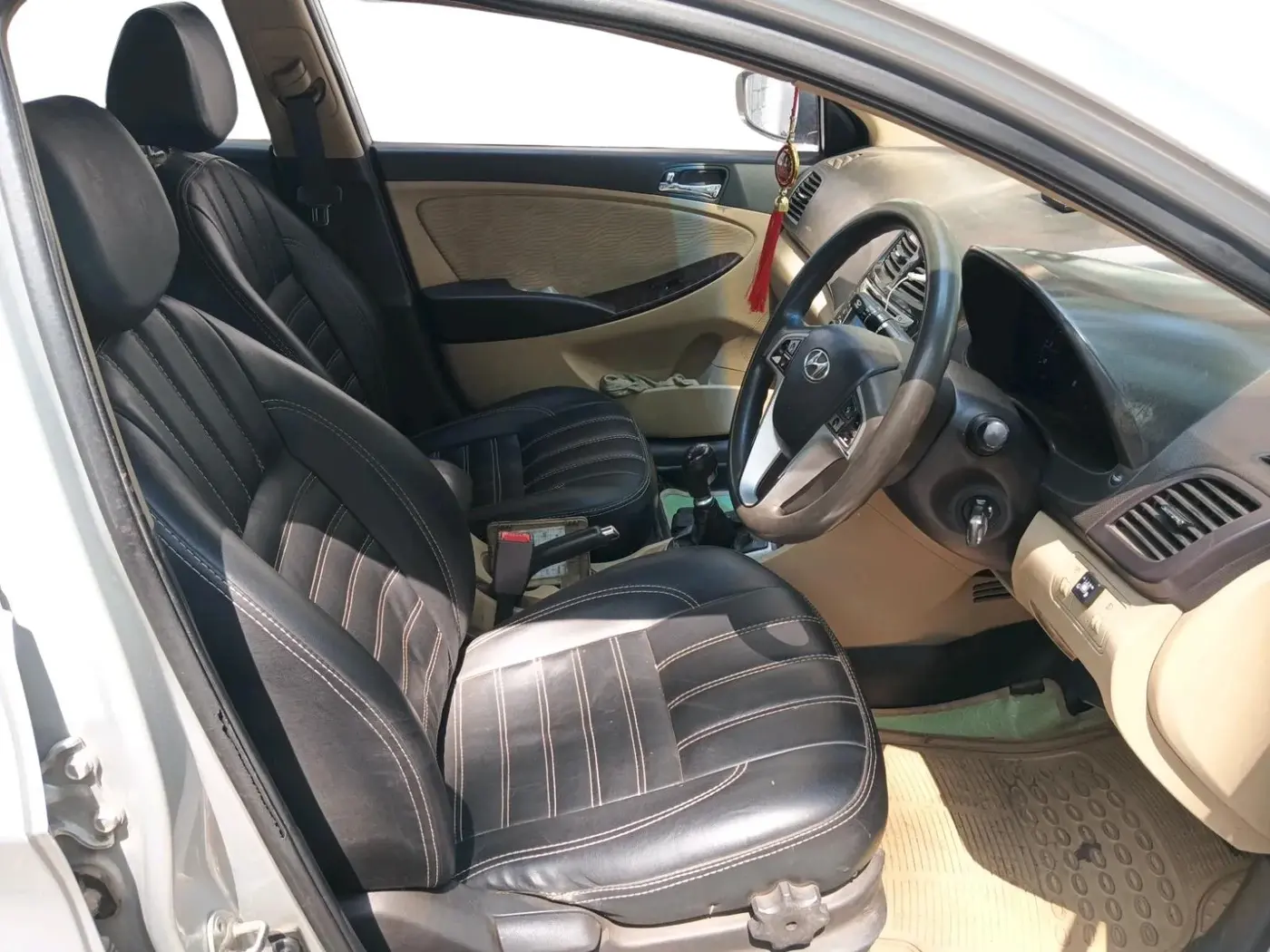 2012 Hyundai Verna FLUIDIC 1.6 VTVT SX, CNG, Manual, 86,156 km, interior