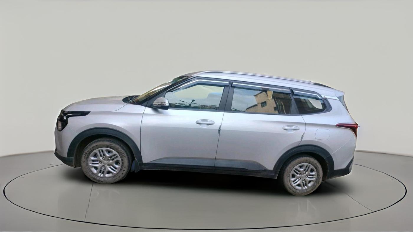 2022 KIA CARENS PRESTIGE 1.5 PETROL 7 STR, CNG, Manual, 16,846 km, exterior