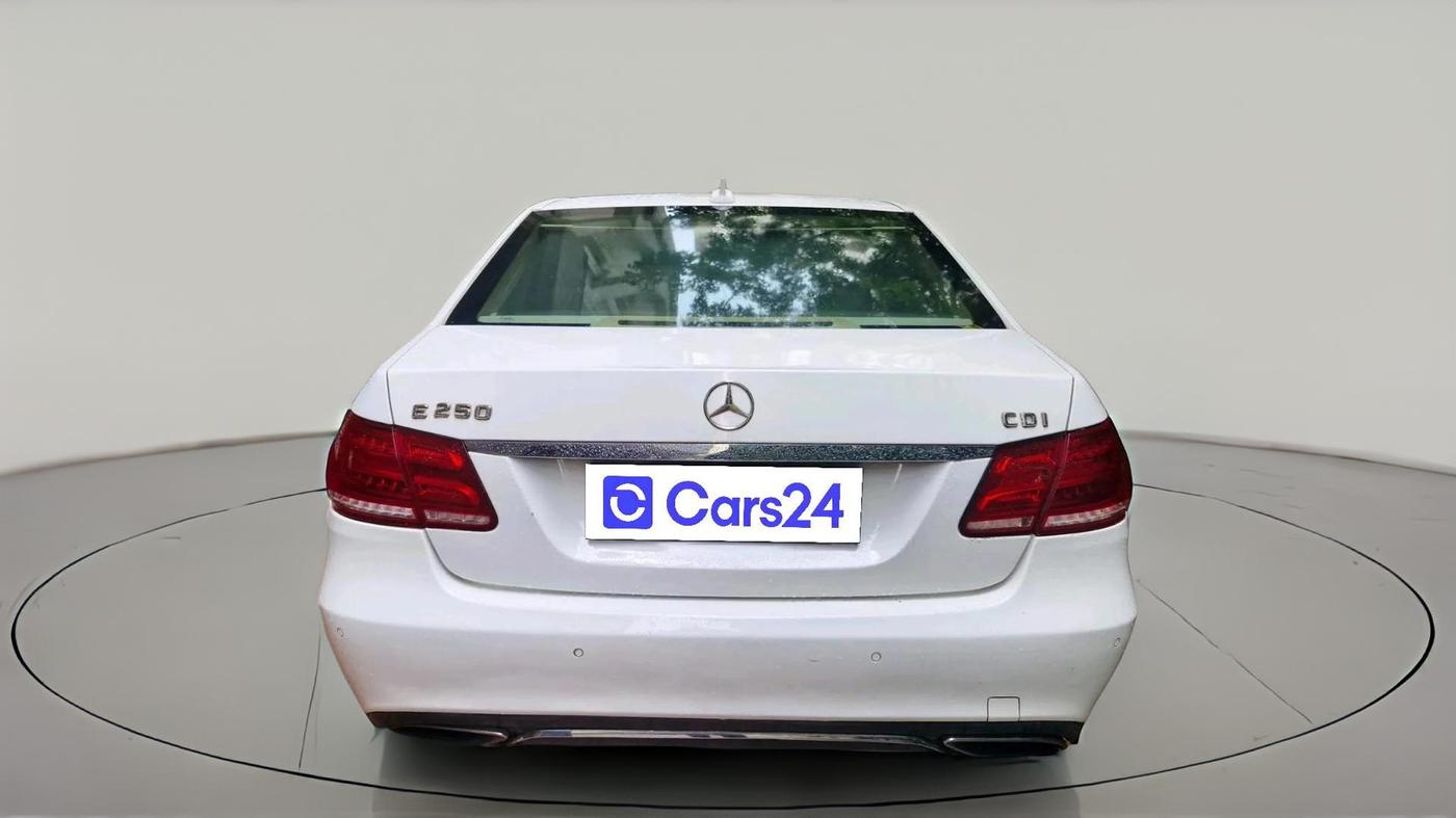 2013 Mercedes Benz E Class E 250 CDI AVANTGARDE, Diesel, Automatic, 1,20,061 km, exterior