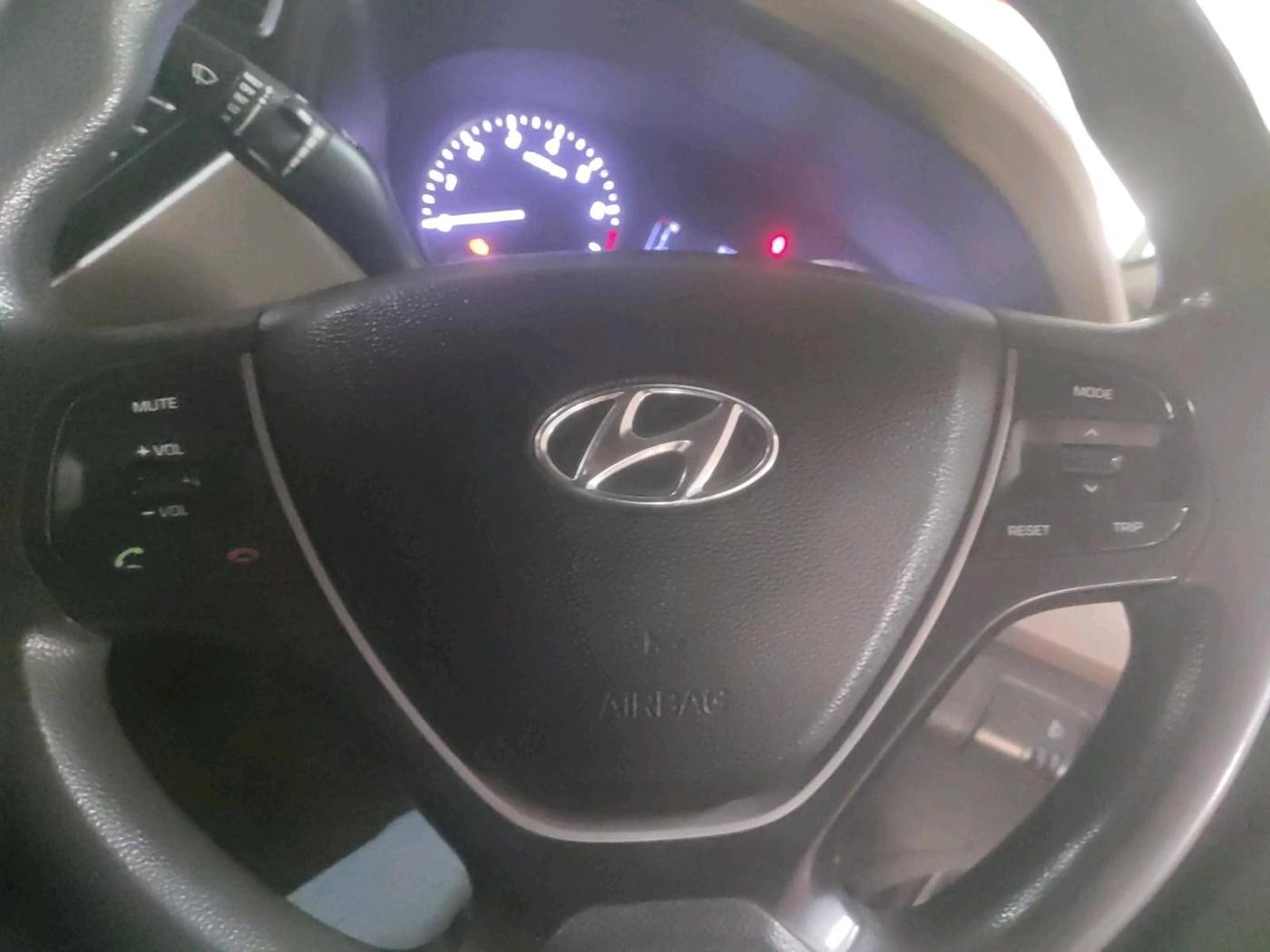 2017 Hyundai Elite i20 ASTA 1.2, Petrol, Manual, 77,979 km, interior