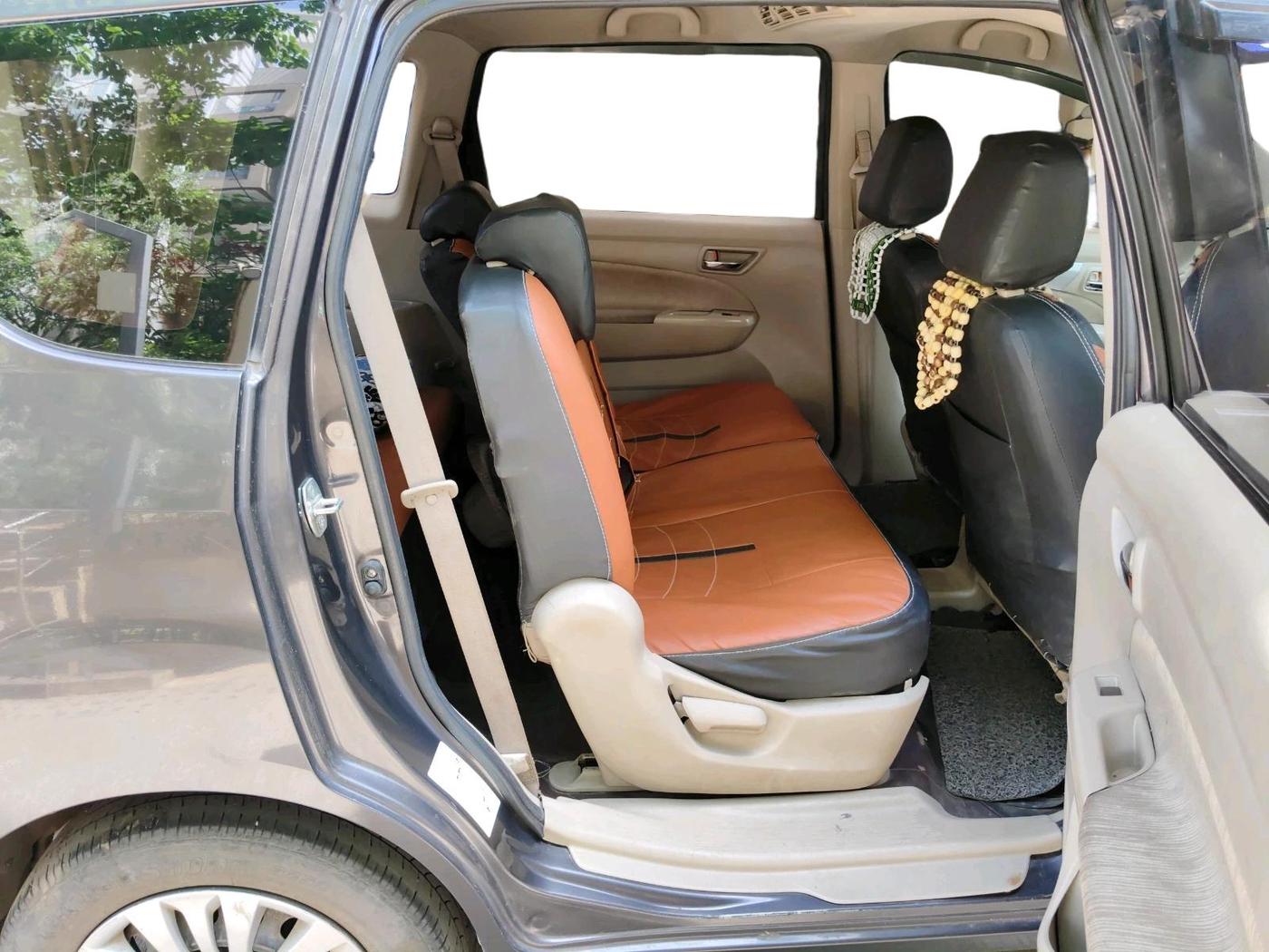 2012 Maruti Ertiga VDI, Diesel, Manual, 97,300 km, interior
