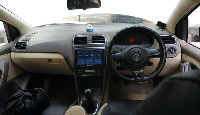 2011 Volkswagen Vento HIGHLINE 1.6 MPI, CNG, Manual, 94,189 km, interior