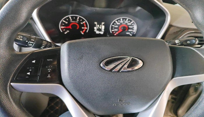 2016 Mahindra Kuv100 K8 D 5 STR, Diesel, Manual, 60,482 km, interior