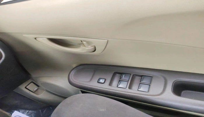 2012 Honda Brio S MT, Petrol, Manual, 1,66,468 km, interior