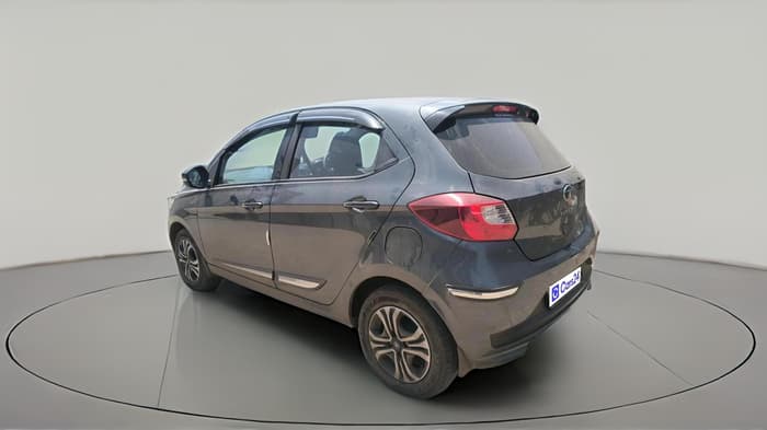 2024 Tata Tiago XT (O) PETROL, Petrol, Manual, 30,604 km, exterior