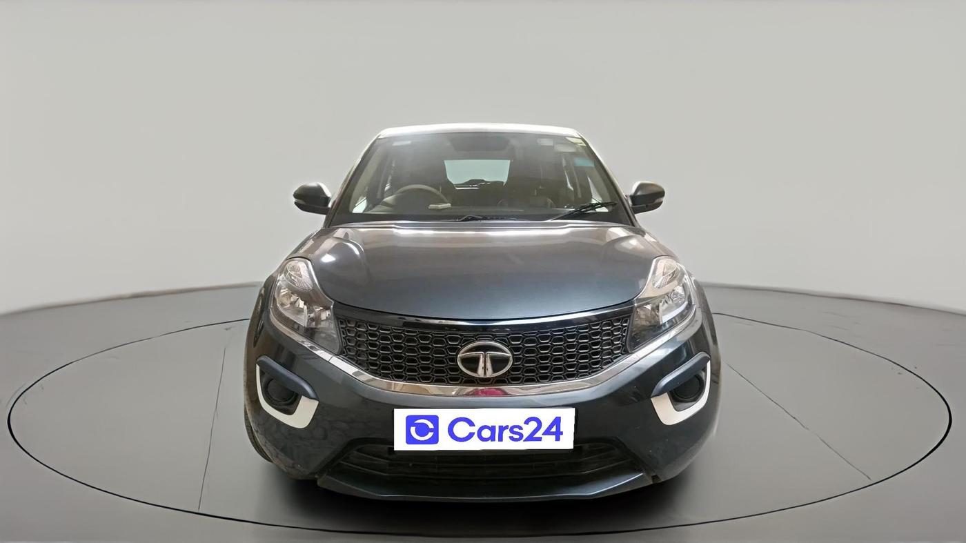 2018 Tata NEXON XM PETROL, Petrol, Manual, 33,922 km, exterior