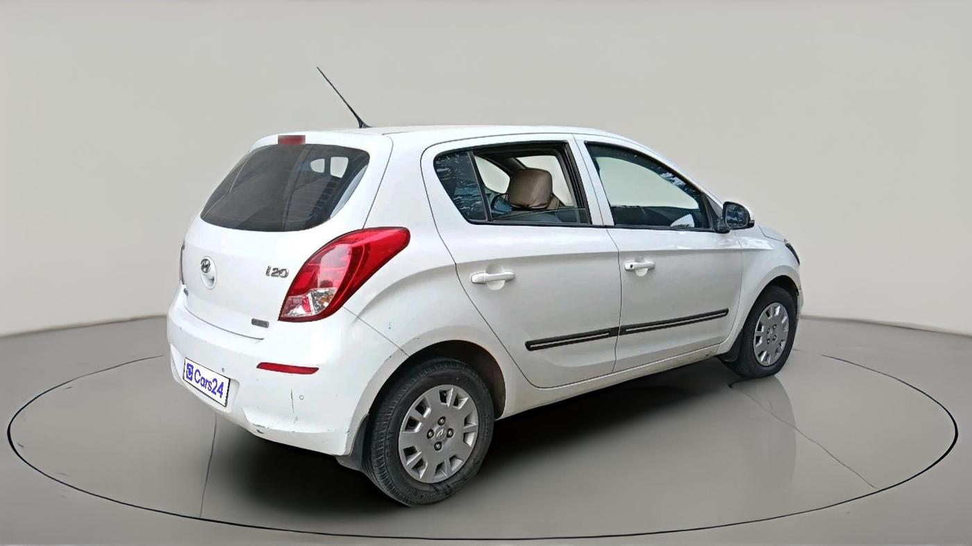 2012 Hyundai i20 MAGNA 1.4 CRDI, Diesel, Manual, 1,43,988 km, exterior