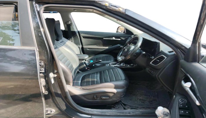 2021 KIA SELTOS GTX PLUS AT 1.5 DIESEL, Diesel, Automatic, 1,09,055 km, interior