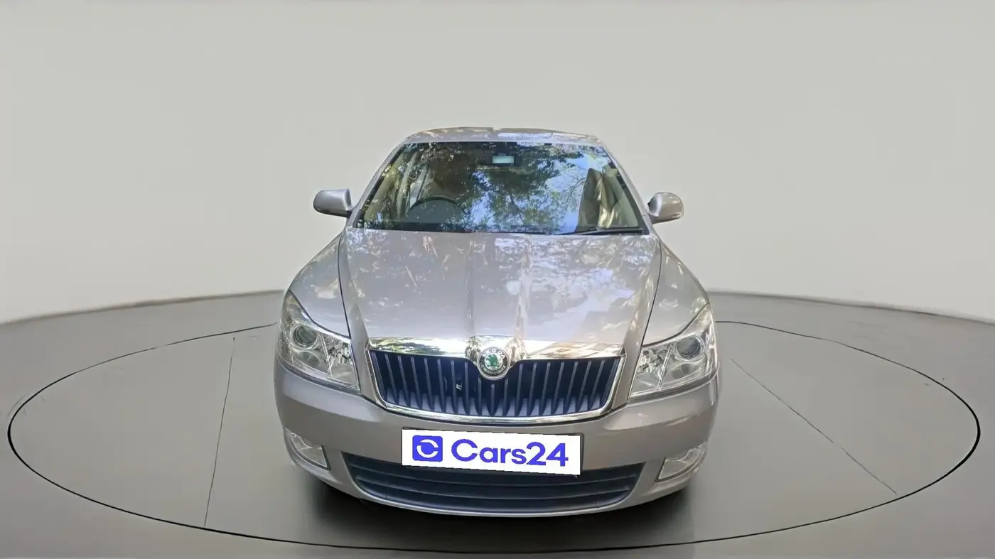 2012 Skoda Laura ELEGANCE 2.0 TDI CR AT, Diesel, Automatic, 1,05,597 km, exterior