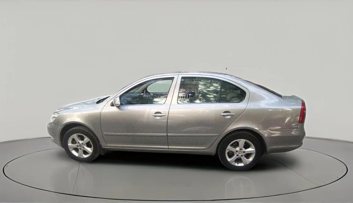 2012 Skoda Laura ELEGANCE 2.0 TDI CR AT, Diesel, Automatic, 1,05,597 km, exterior