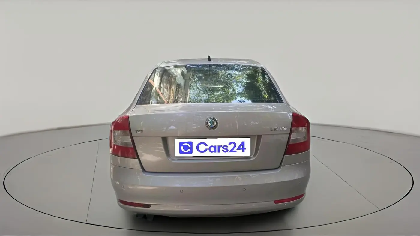 2012 Skoda Laura ELEGANCE 2.0 TDI CR AT, Diesel, Automatic, 1,05,597 km, exterior