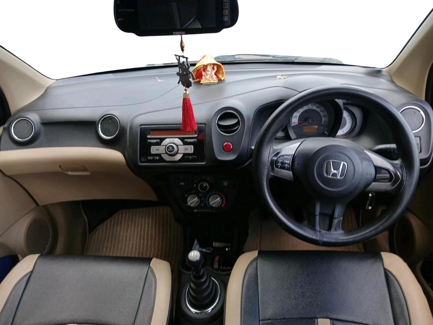 2014 Honda Brio S MT, Petrol, Manual, 77,261 km, interior