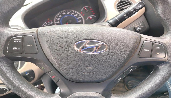 2016 Hyundai Grand i10 SPORTZ 1.2 KAPPA VTVT, CNG, Manual, 97,022 km, interior