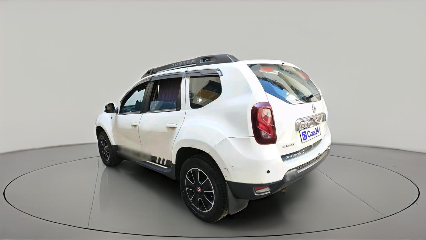 2017 Renault Duster RXS CVT, CNG, Automatic, 1,13,757 km, exterior