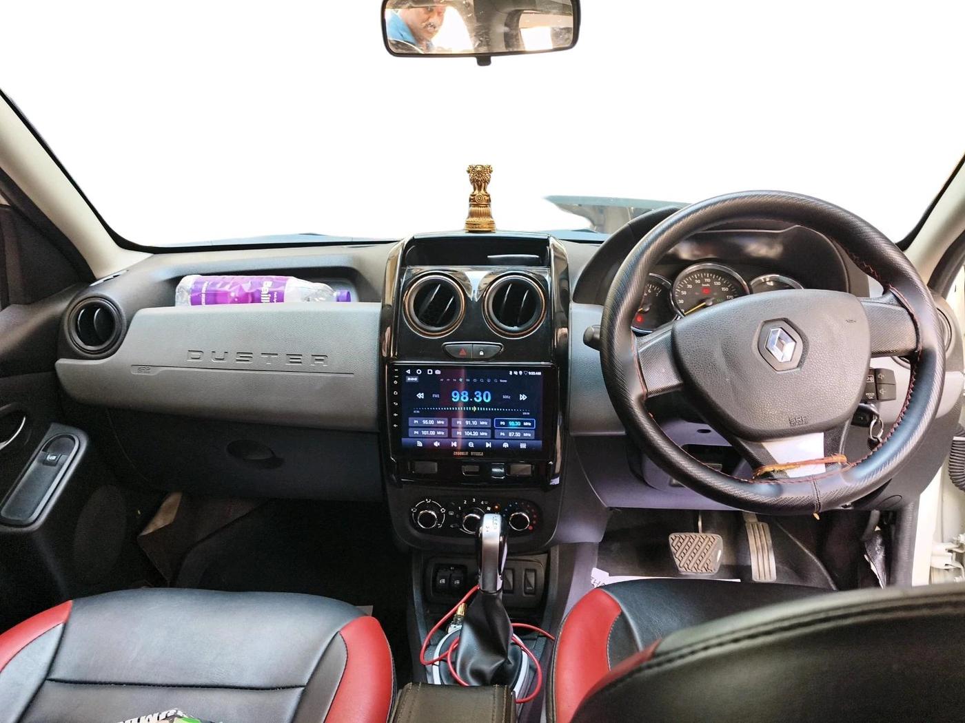 2017 Renault Duster RXS CVT, CNG, Automatic, 1,13,757 km, interior