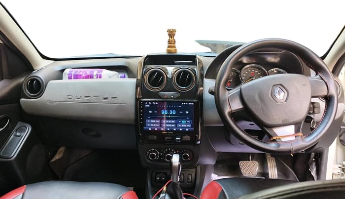2017 Renault Duster RXS CVT, CNG, Automatic, 1,13,757 km, interior