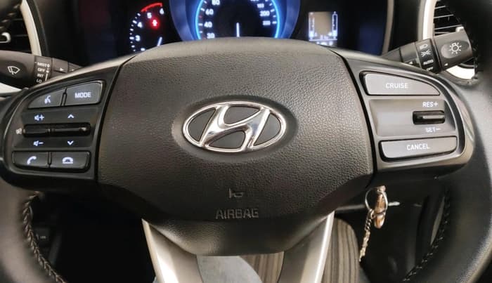 2021 Hyundai VENUE SX 1.5 CRDI, Diesel, Manual, 69,070 km, interior