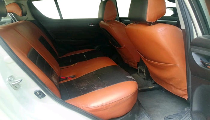 2014 Maruti Swift VDI, Diesel, Manual, 2,07,968 km, interior