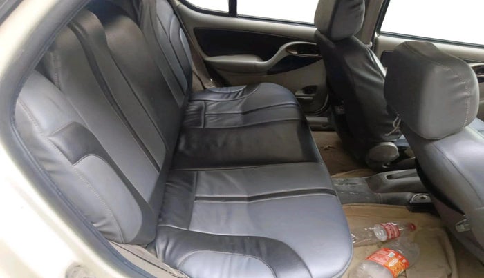 2010 Tata Indigo CS LX TDI, Diesel, Manual, 1,13,433 km, interior