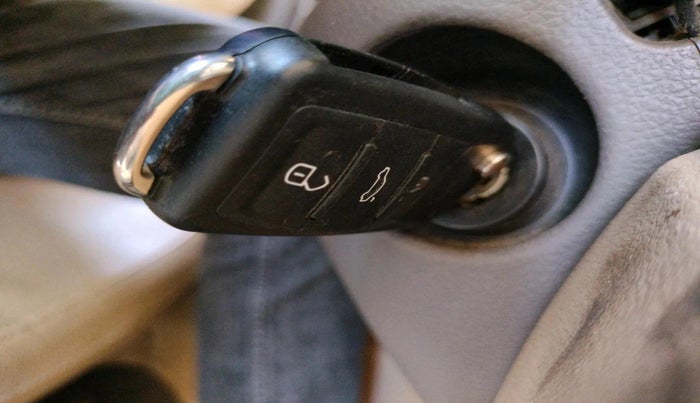 2015 Volkswagen Vento HIGHLINE DIESEL 1.5, Diesel, Manual, 2,46,252 km, interior