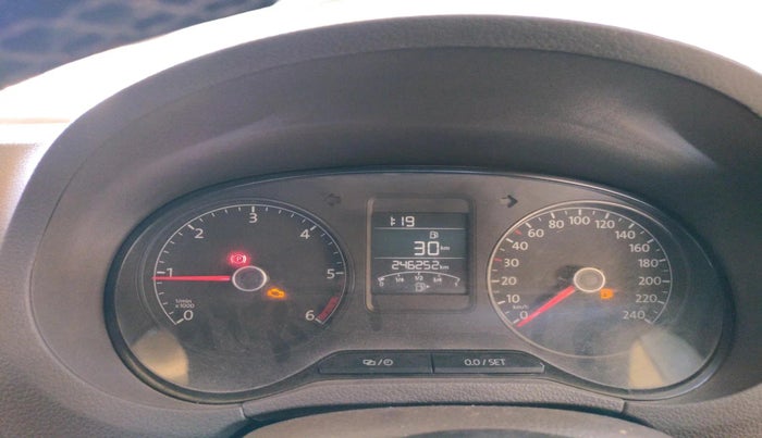 2015 Volkswagen Vento HIGHLINE DIESEL 1.5, Diesel, Manual, 2,46,252 km, interior