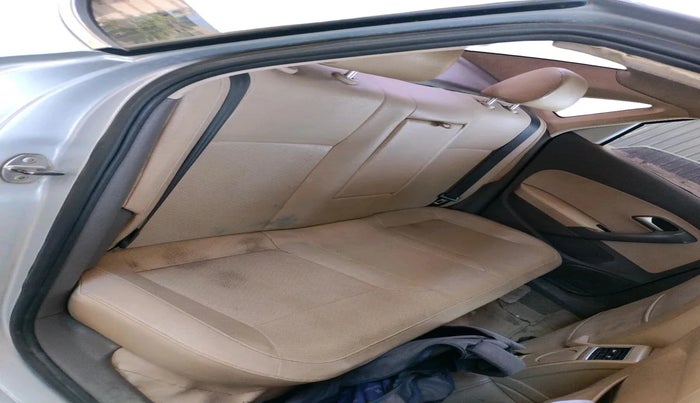 2015 Volkswagen Vento HIGHLINE DIESEL 1.5, Diesel, Manual, 2,46,252 km, interior