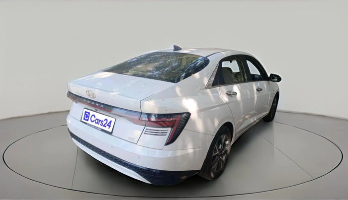 2024 Hyundai Verna  SX 1.5 MPI IVT, Petrol, Automatic, 15,370 km, exterior