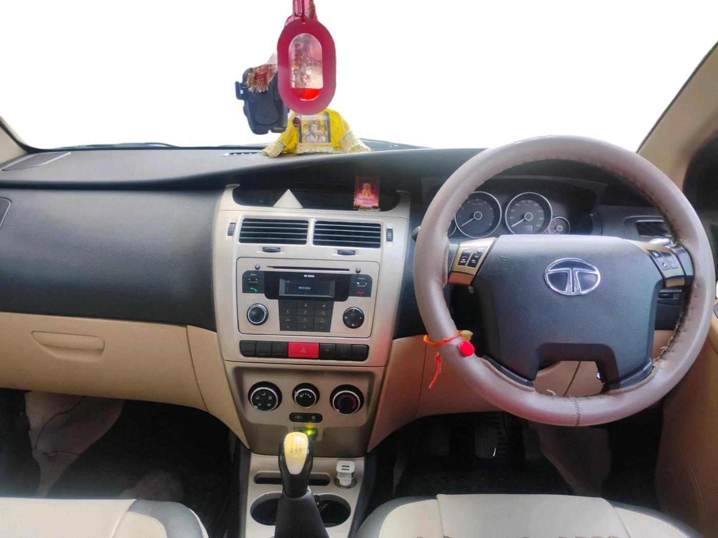 2012 Tata Indica Vista VX 90PS, Diesel, Manual, 1,05,119 km, interior