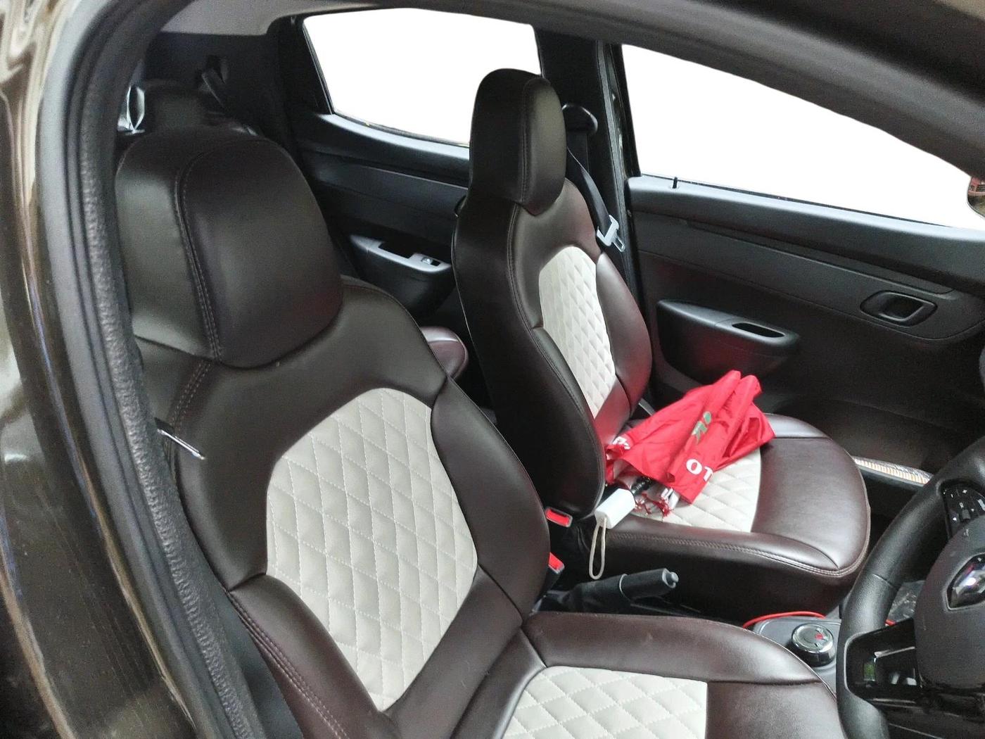 2025 Renault Kwid Techno AMT, Petrol, Automatic, 2,159 km, interior
