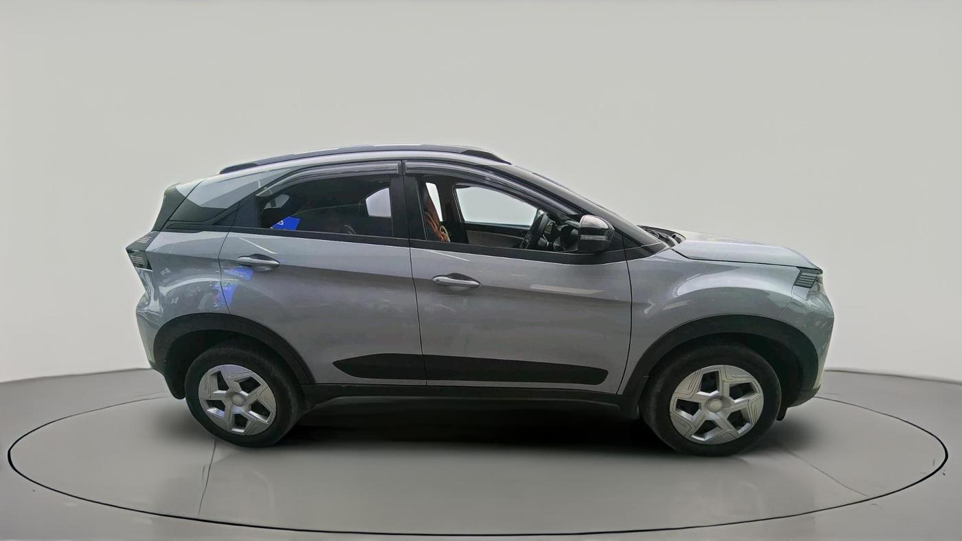 2025 Tata NEXON Pure Plus (S) 1.2 iCNG 6MT, CNG, Manual, 20,857 km, exterior