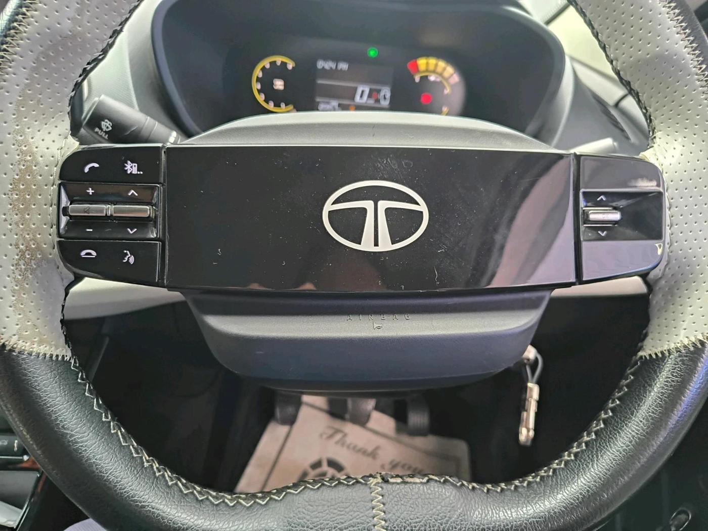 2025 Tata NEXON Pure Plus (S) 1.2 iCNG 6MT, CNG, Manual, 20,857 km, interior
