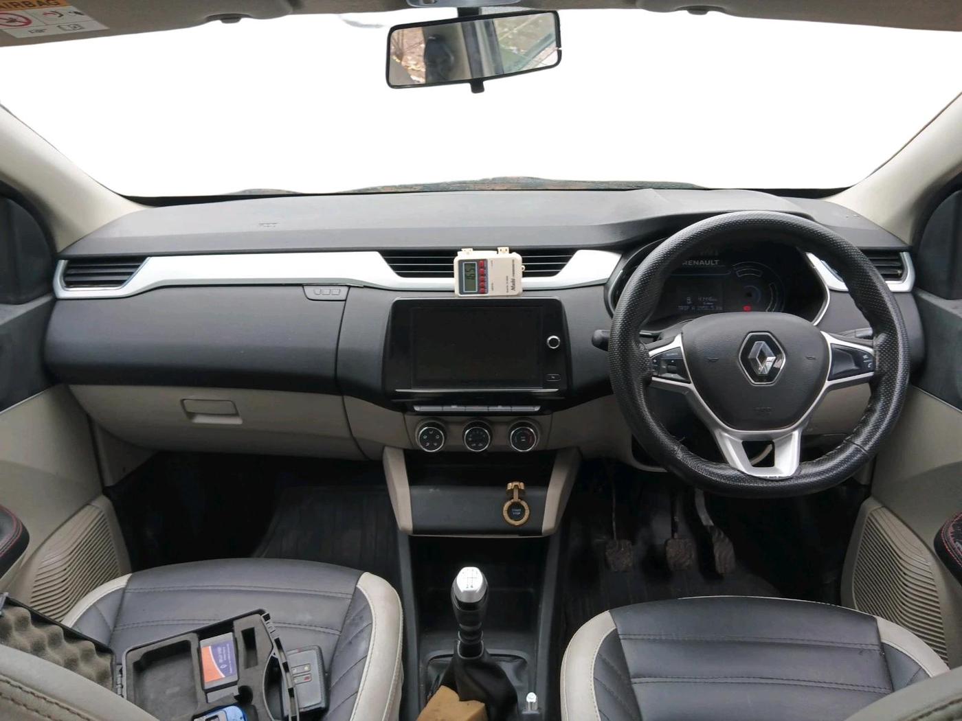 2021 Renault TRIBER RXZ, Petrol, Manual, 41,446 km, interior