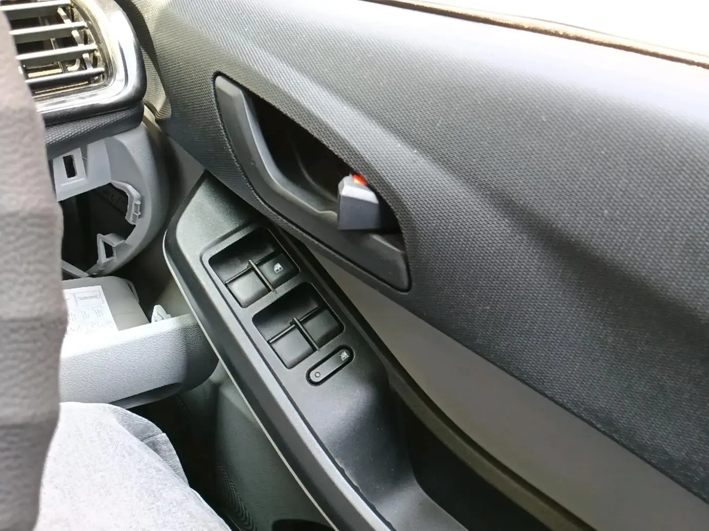 2024 Tata Tiago XT (O) PETROL, Petrol, Manual, 19,377 km, interior