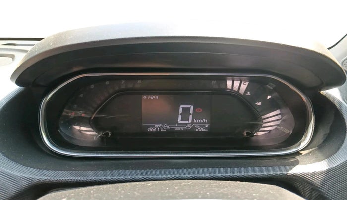 2024 Tata Tiago XT (O) PETROL, Petrol, Manual, 19,377 km, interior