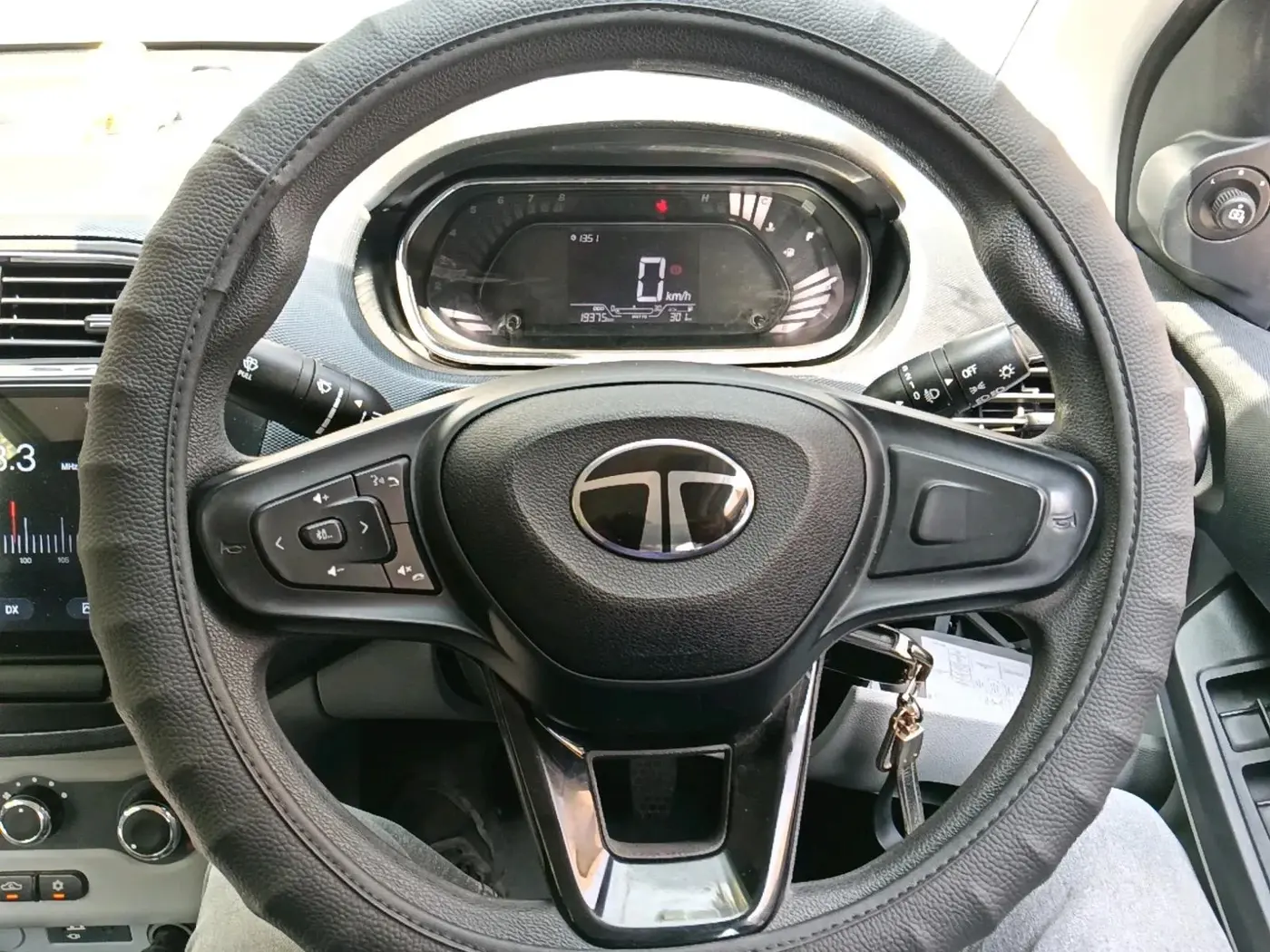 2024 Tata Tiago XT (O) PETROL, Petrol, Manual, 19,377 km, interior