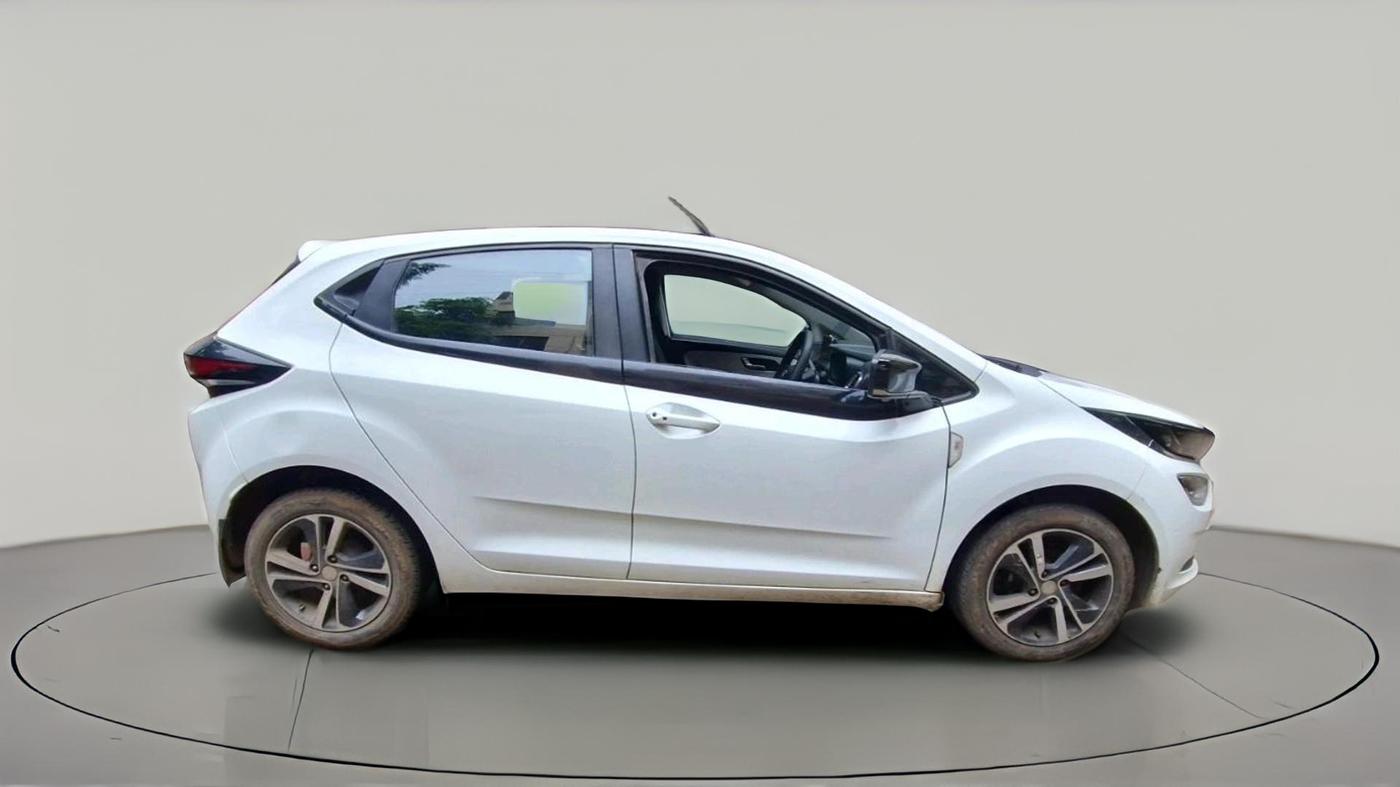 2022 Tata ALTROZ XZ PETROL, Petrol, Manual, 32,772 km, exterior