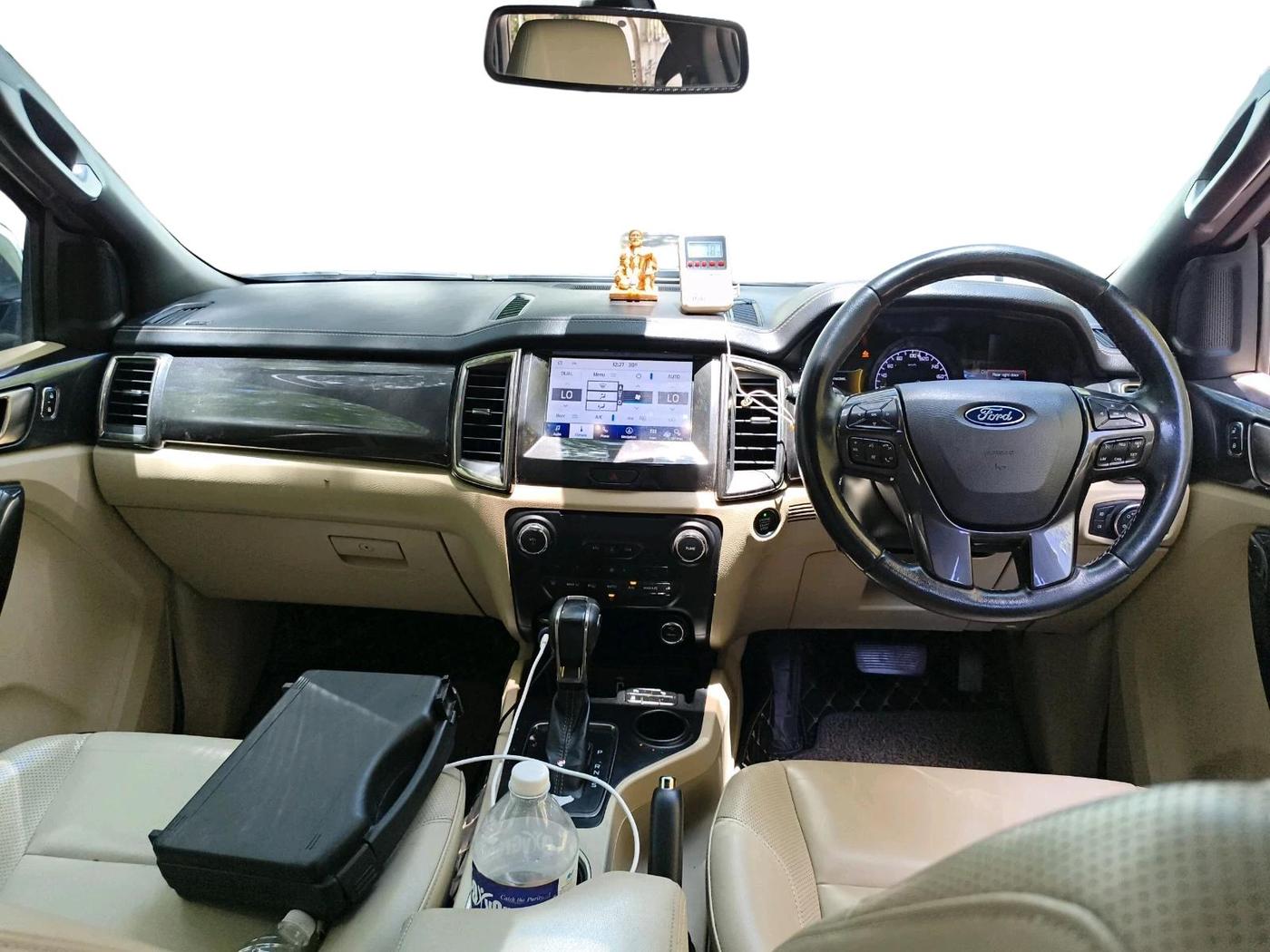 2020 Ford Endeavour TITANIUM PLUS 2.0 4X2 AT SUNROOF, Diesel, Automatic, 72,242 km, interior