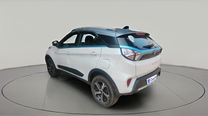 2022 Tata NEXON EV XZ PLUS, Electric, Automatic, 30,971 km, exterior
