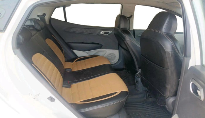 2023 Hyundai GRAND I10 NIOS SPORTZ 1.2 KAPPA VTVT CNG, CNG, Manual, 80,591 km, interior