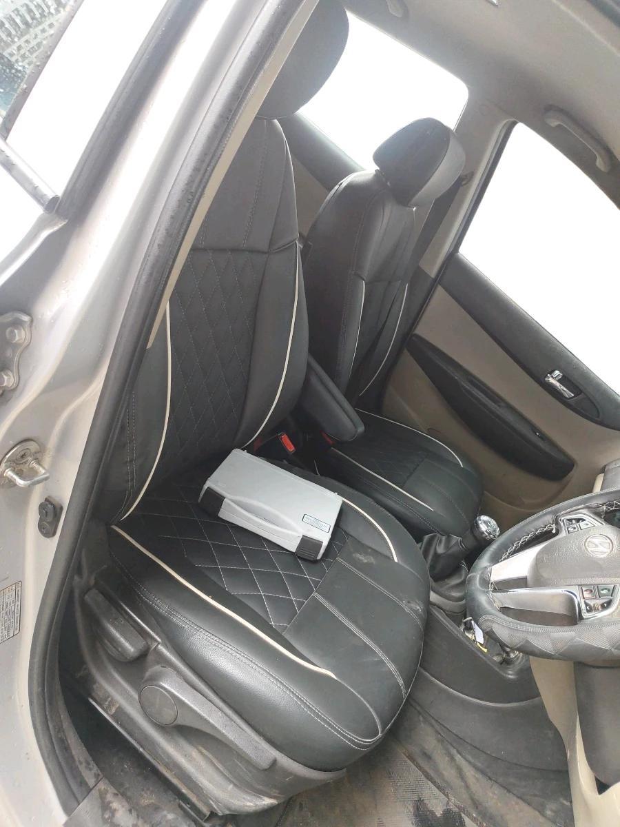 2014 Hyundai Elite i20 ASTA 1.2, CNG, Manual, 1,38,013 km, interior