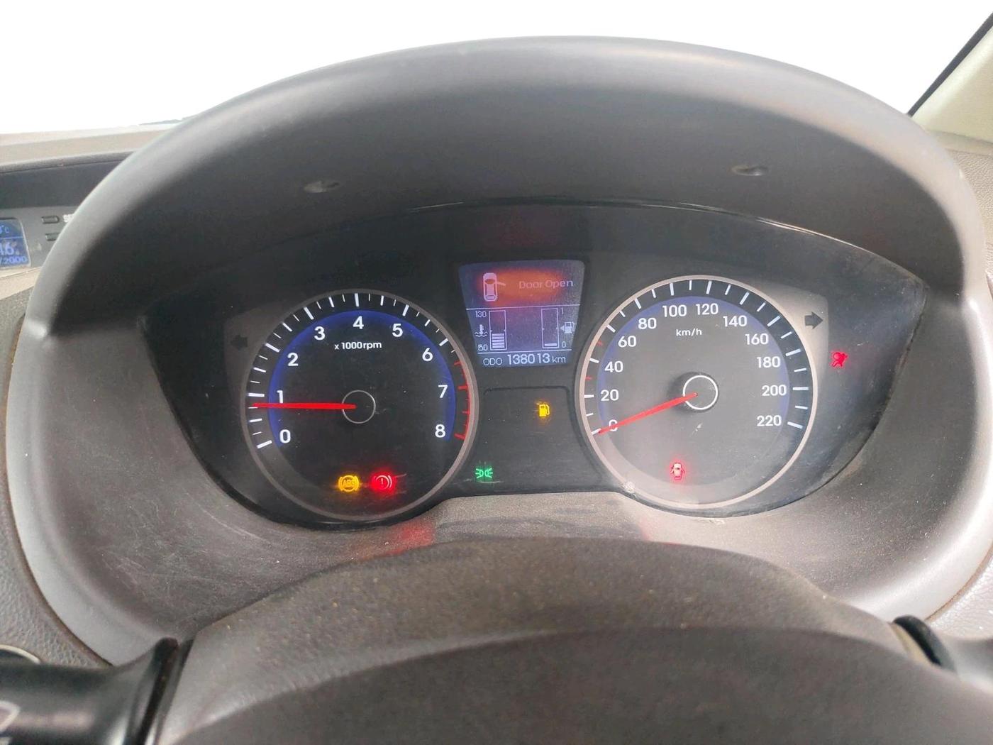 2014 Hyundai Elite i20 ASTA 1.2, CNG, Manual, 1,38,013 km, interior
