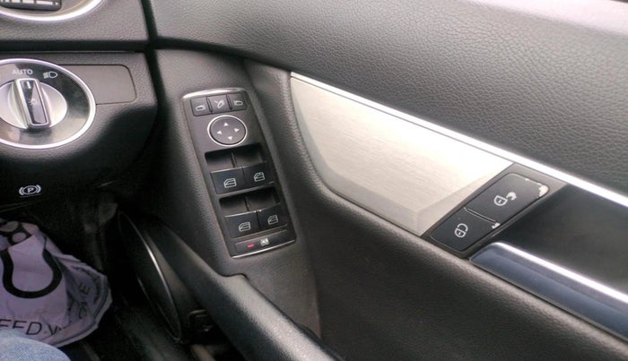 2013 Mercedes Benz C Class C 200 CGI ELEGANCE, Petrol, Automatic, 78,152 km, interior