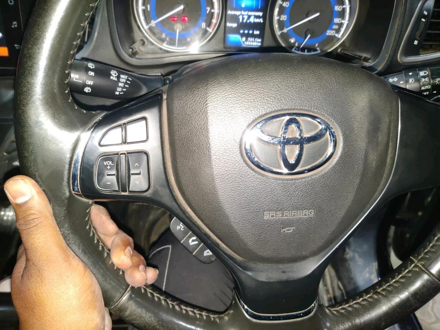 2019 Toyota Glanza V, Petrol, Manual, 1,05,440 km, interior
