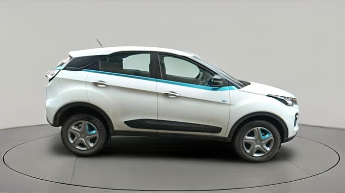 2021 Tata NEXON EV XM, Electric, Automatic, 21,972 km, exterior