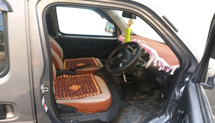 2025 Maruti Eeco 5 STR AC CNG, CNG, Manual, 19,341 km, interior