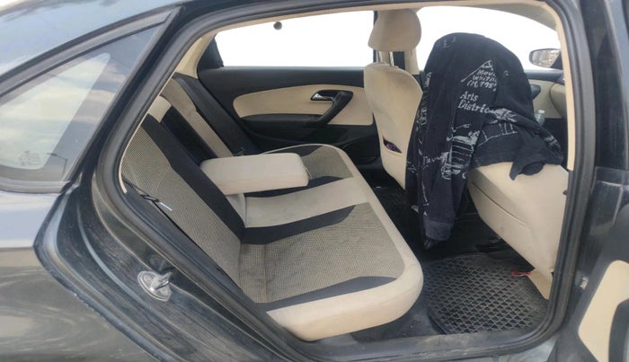 2017 Skoda Rapid AMBITION 1.6 MPI MT, Petrol, Manual, 1,21,613 km, interior